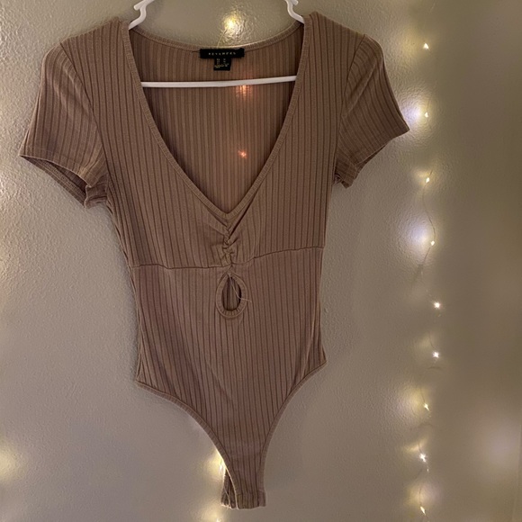 Tan bodysuit - Picture 2 of 2